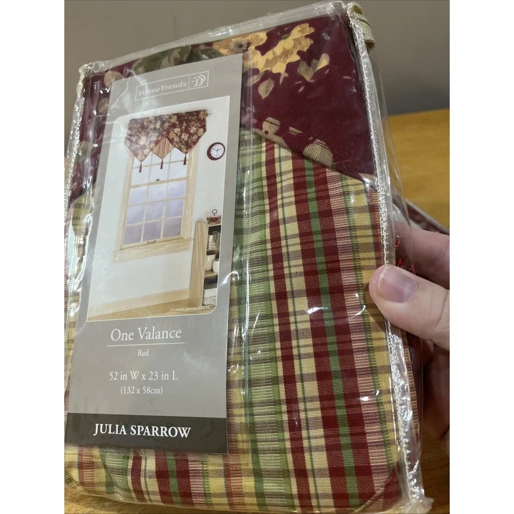 Home Trends Julia Sparrow Floral Flower (2) Valance 52